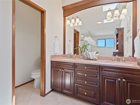 4422 138th Avenue SE, Bellevue WA 98006