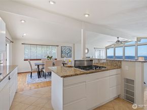 4422 138th Avenue SE, Bellevue WA 98006