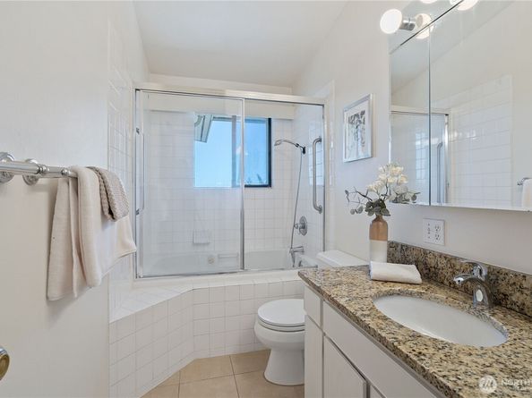 4422 138th Avenue SE, Bellevue WA 98006
