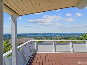4422 138th Avenue SE, Bellevue WA 98006