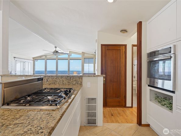 4422 138th Avenue SE, Bellevue WA 98006