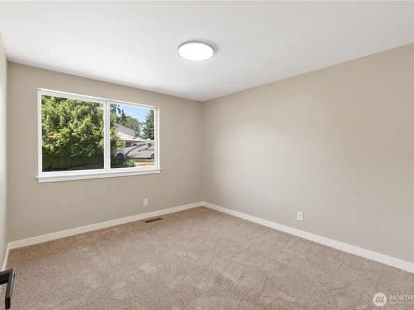 31228 47th Place SW, Federal Way WA 98023