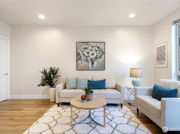 2218 Franklin Avenue E C, Seattle WA 98102