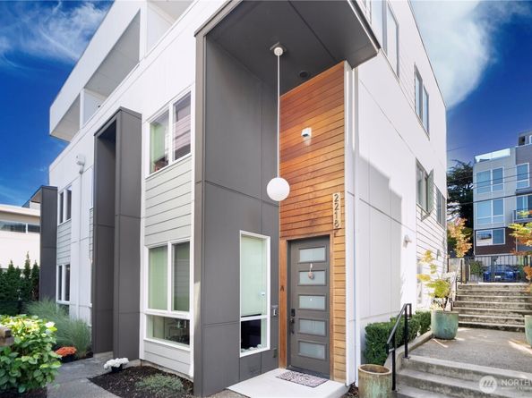 2218 Franklin Avenue E C, Seattle WA 98102