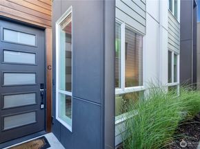 2218 Franklin Avenue E C, Seattle WA 98102