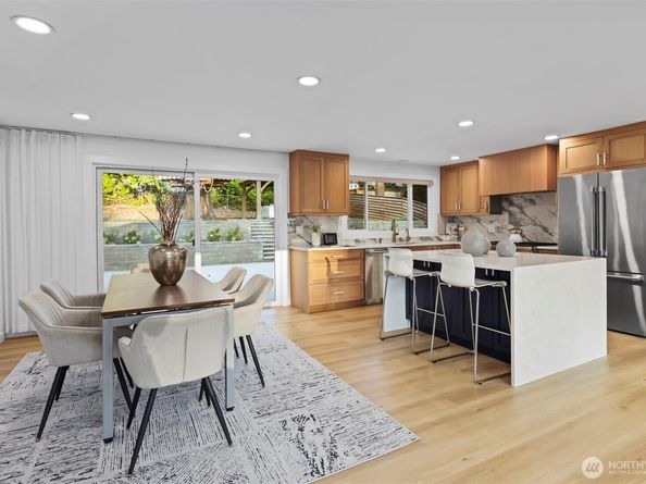 3706 135th Avenue SE, Bellevue WA 98006