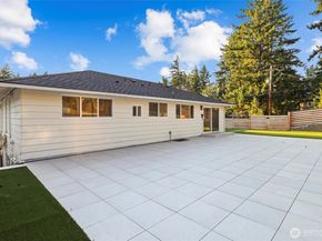 3706 135th Avenue SE, Bellevue WA 98006