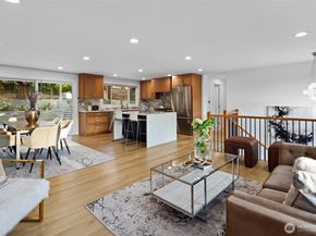 3706 135th Avenue SE, Bellevue WA 98006