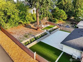 3706 135th Avenue SE, Bellevue WA 98006