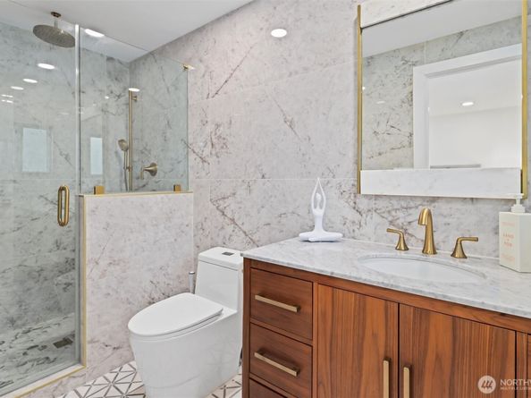 3706 135th Avenue SE, Bellevue WA 98006
