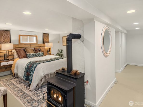 311 W Smith Street, Seattle WA 98119