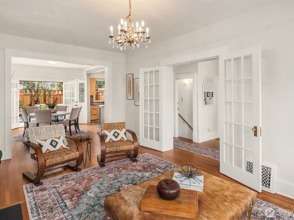 311 W Smith Street, Seattle WA 98119