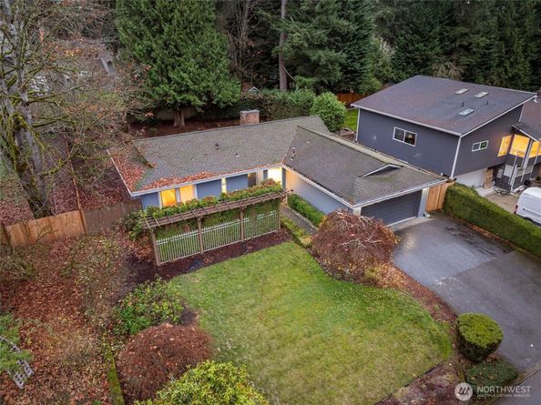 9024 171st Avenue NE, Redmond WA 98052