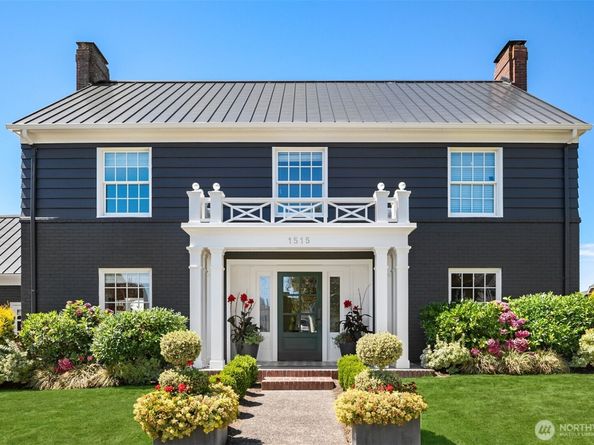 1515 28th Avenue W, Seattle WA 98199