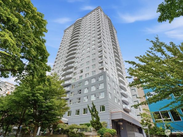 121 Vine Street 2004, Seattle WA 98121