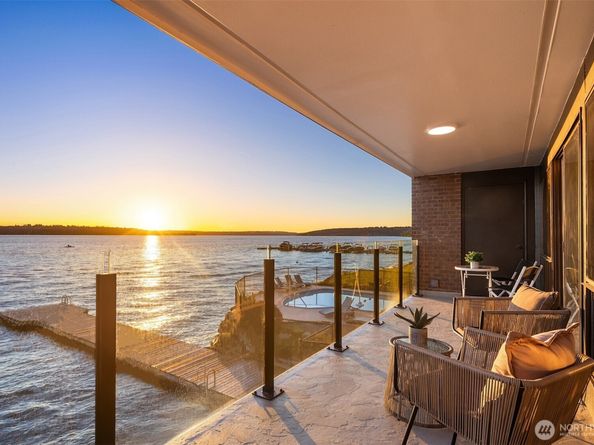 6225 Lake Washington Boulevard NE 209, Kirkland WA 98033