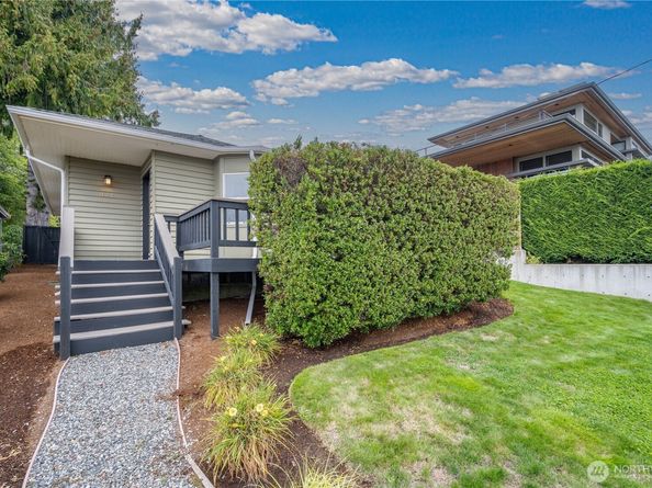 122 8th Avenue, Kirkland WA 98033