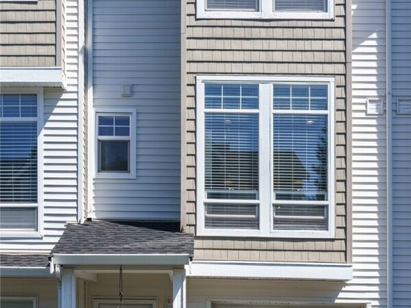 5500 Harbour Pointe Boulevard T102, Mukilteo WA 98275