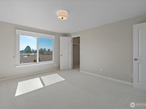 9815 Holly Drive A305, Everett WA 98204