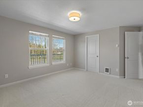 9815 Holly Drive A305, Everett WA 98204