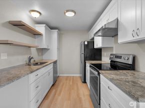 9815 Holly Drive A305, Everett WA 98204