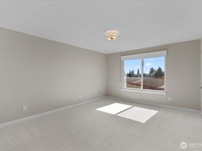 9815 Holly Drive A305, Everett WA 98204