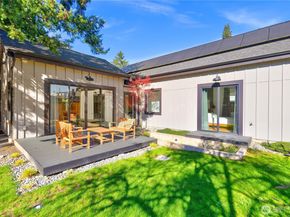 10039 13th Avenue NW, Seattle WA 98177