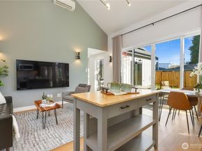10039 13th Avenue NW, Seattle WA 98177