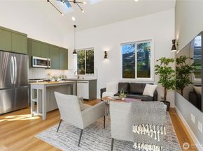 10039 13th Avenue NW, Seattle WA 98177
