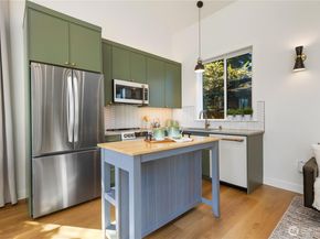 10039 13th Avenue NW, Seattle WA 98177