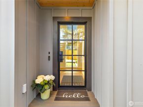 10039 13th Avenue NW, Seattle WA 98177
