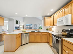 8913 1st Place SE, Lake Stevens WA 98258