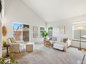 8913 1st Place SE, Lake Stevens WA 98258