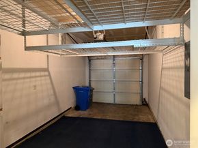 23512 55 Avenue S 16, Kent WA 98032