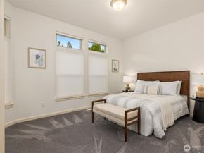 6038 Osprey Circle, Bremerton WA 98312