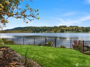 6038 Osprey Circle, Bremerton WA 98312