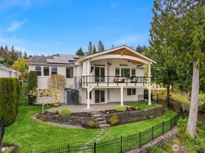 6038 Osprey Circle, Bremerton WA 98312