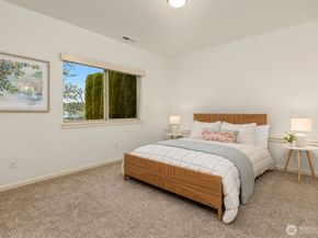 6038 Osprey Circle, Bremerton WA 98312