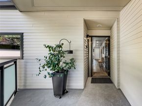 11230 NE 68th Street C, Kirkland WA 98033