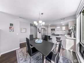 11230 NE 68th Street C, Kirkland WA 98033