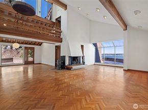 17040 Agate Street NE, Bainbridge Island WA 98110