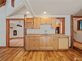 17040 Agate Street NE, Bainbridge Island WA 98110