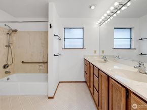 3002 NW 70th Street, Seattle WA 98117