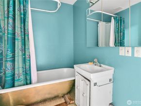 4319 SW Mills Street, Seattle WA 98136