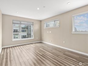 12334 31st Avenue NE 409, Seattle WA 98125