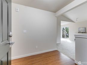 10619 SE 261st Place E304, Kent WA 98030