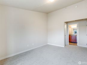 10619 SE 261st Place E304, Kent WA 98030