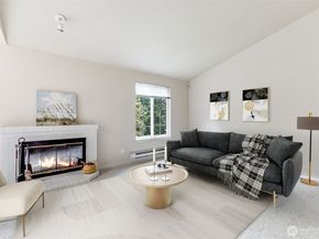 10619 SE 261st Place E304, Kent WA 98030