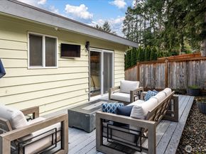 6205 NE 196th Street, Kenmore WA 98028