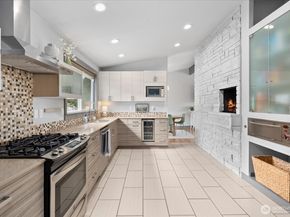 6205 NE 196th Street, Kenmore WA 98028